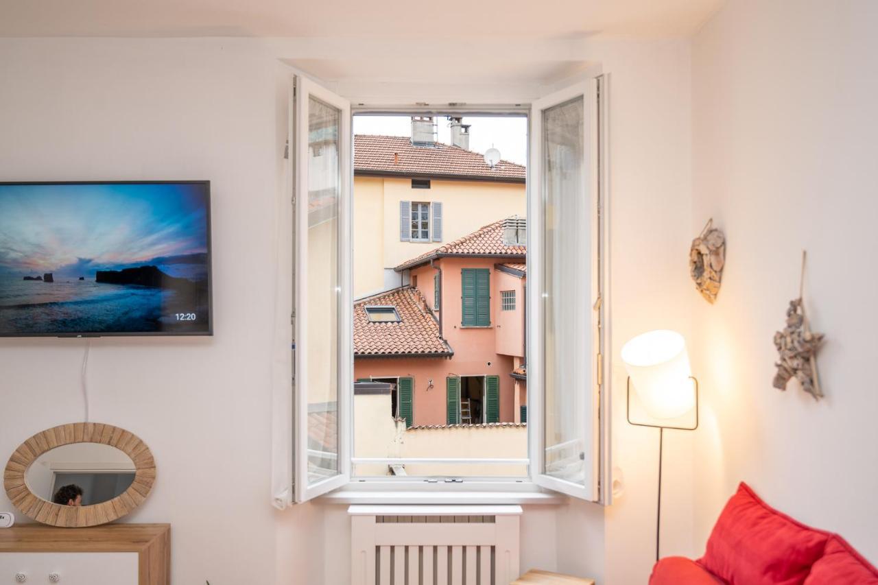 Portatorre Suite, A Charming Apartment In The Heart Of Como, Free Private Parking, Air Conditioning & More! 외부 사진