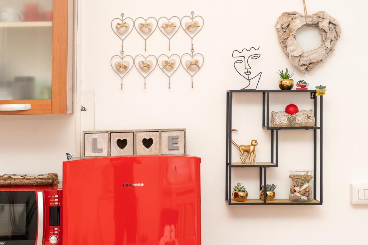 Portatorre Suite, A Charming Apartment In The Heart Of Como, Free Private Parking, Air Conditioning & More! 외부 사진