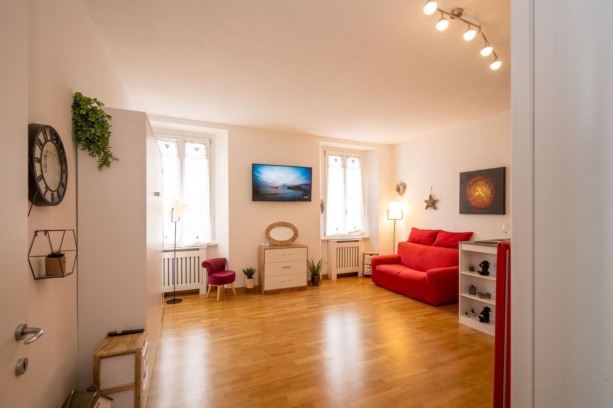 Portatorre Suite, A Charming Apartment In The Heart Of Como, Free Private Parking, Air Conditioning & More! 외부 사진