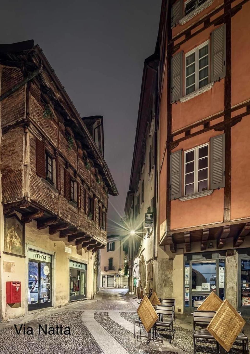 Portatorre Suite, A Charming Apartment In The Heart Of Como, Free Private Parking, Air Conditioning & More! 외부 사진