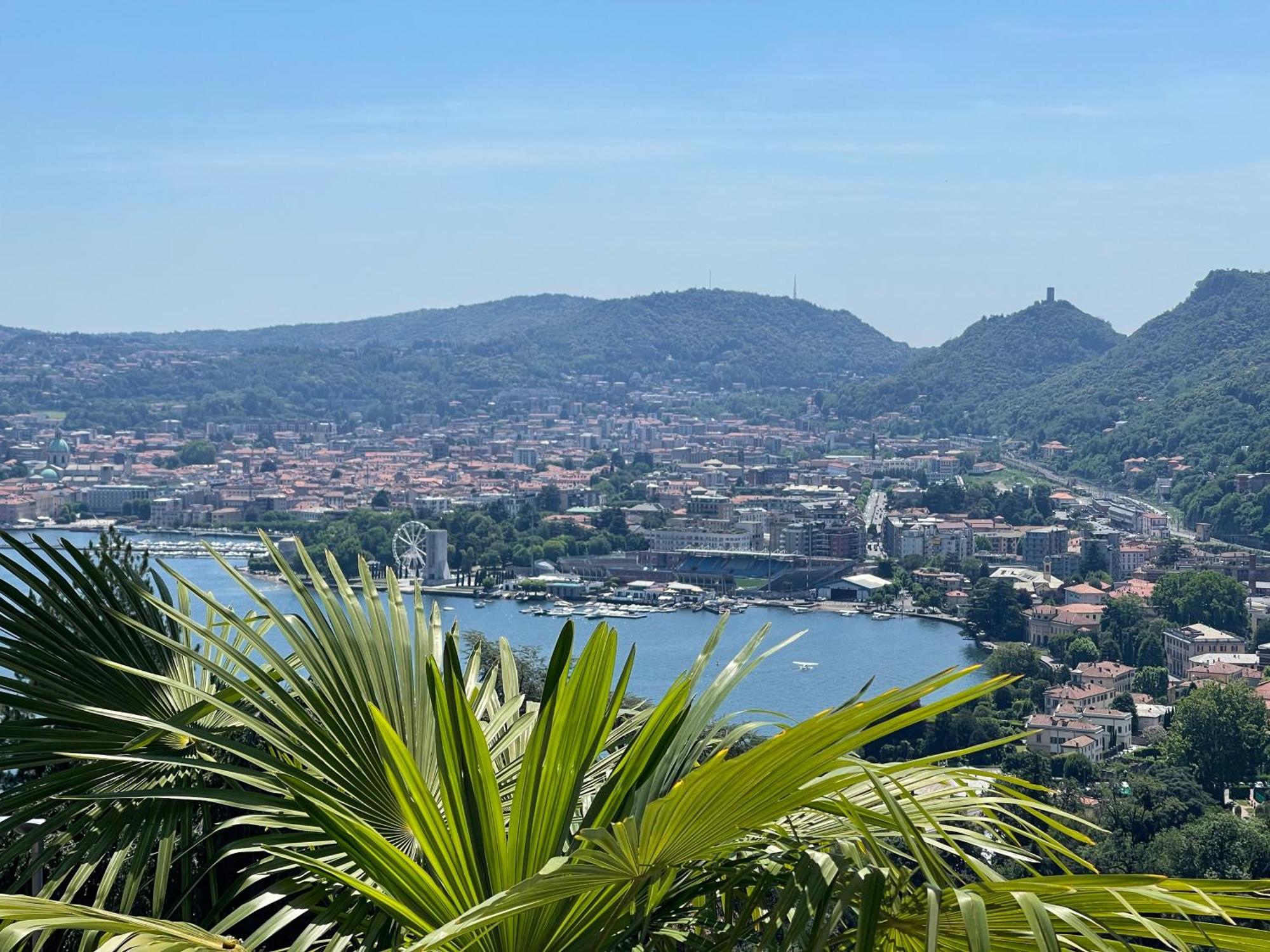 Portatorre Suite, A Charming Apartment In The Heart Of Como, Free Private Parking, Air Conditioning & More! 외부 사진